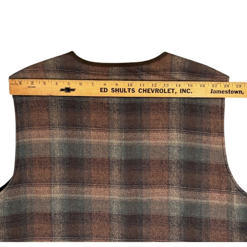 Clear Water Men’s Plaid Quilted Outdoor Vest Brown Green Size L - Picture 9 of 11